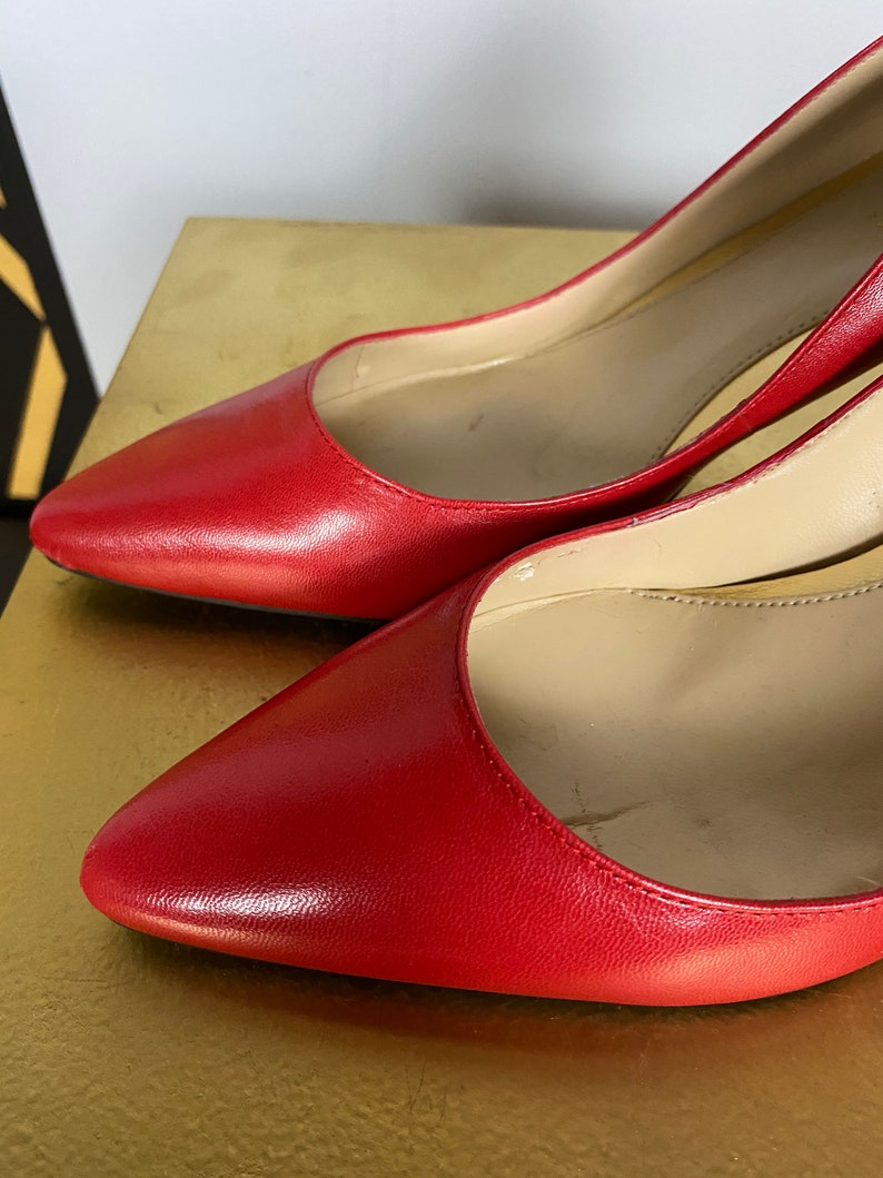 ralph lauren shoes, red leather heels, 1990s shoes, pointed toe, vintage 80s pumps, 90s designer, size 6 1/2, classic, office secretary, y2k image 2