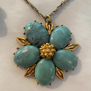 Sarah Coventry, turquoise flower, vintage jewelry set, necklace and earrings, mod, 1960s costume jewelry, hippie style, cabochon, pendant image 2