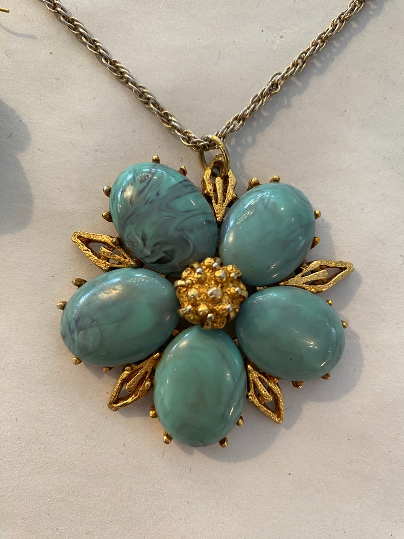 Sarah Coventry, turquoise flower, vintage jewelry set, necklace and earrings, mod, 1960s costume jewelry, hippie style, cabochon, pendant image 2