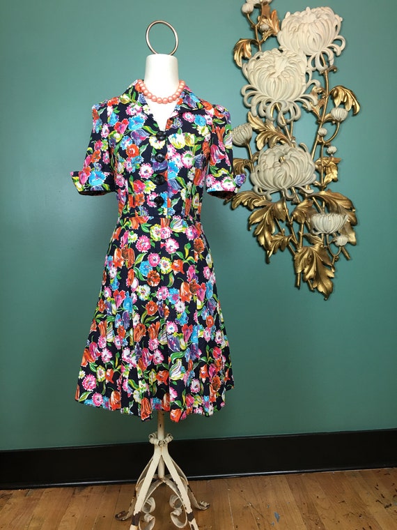 1970s floral dress, vintage 70s dress, fit and fla