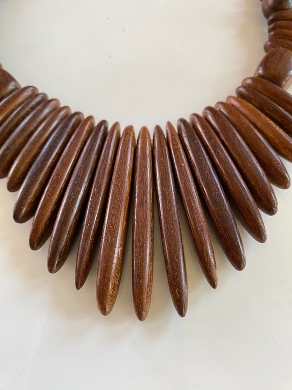 1980s necklace, ethnic style, wood beads, bib nec… - image 2