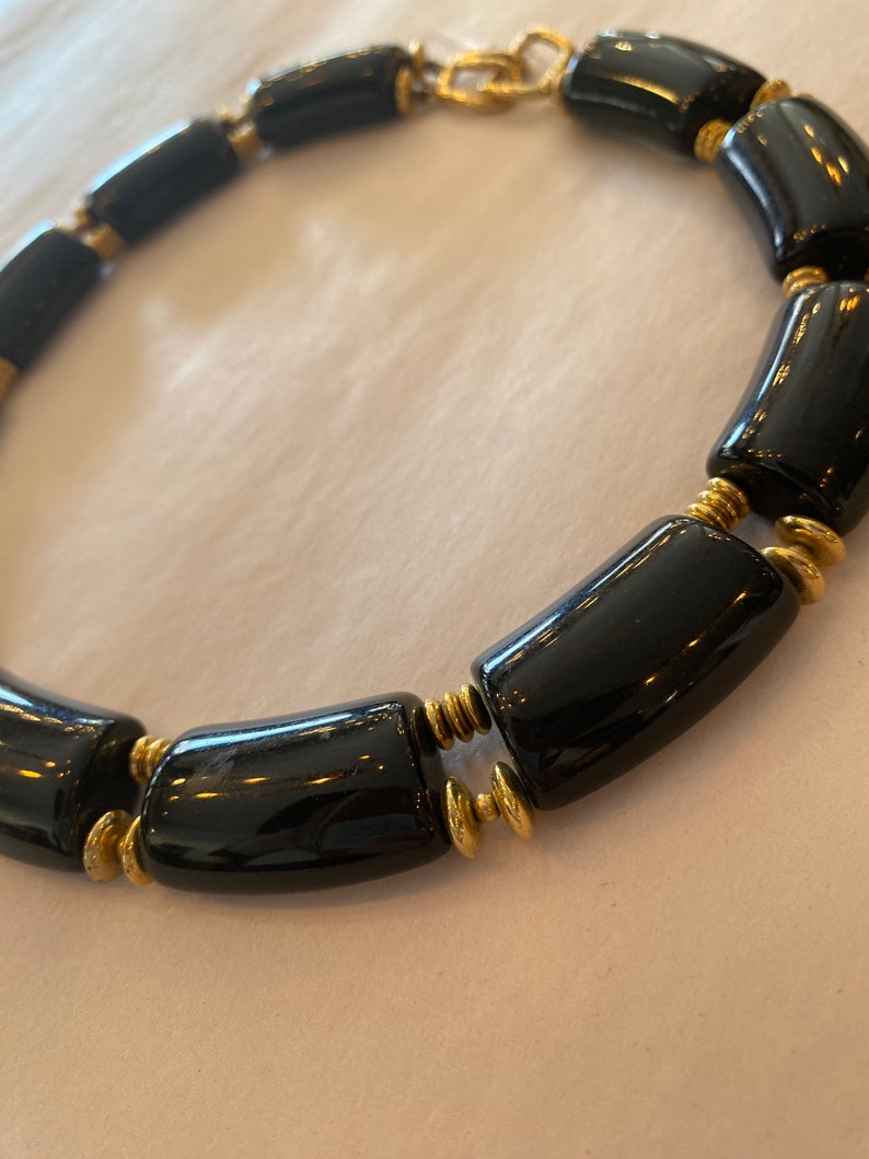 1980s choker, vintage 80s jewelry, black lucite, 1980s accessories, mob wife, chunky plastic necklace, black and gold, trifari, links image 7