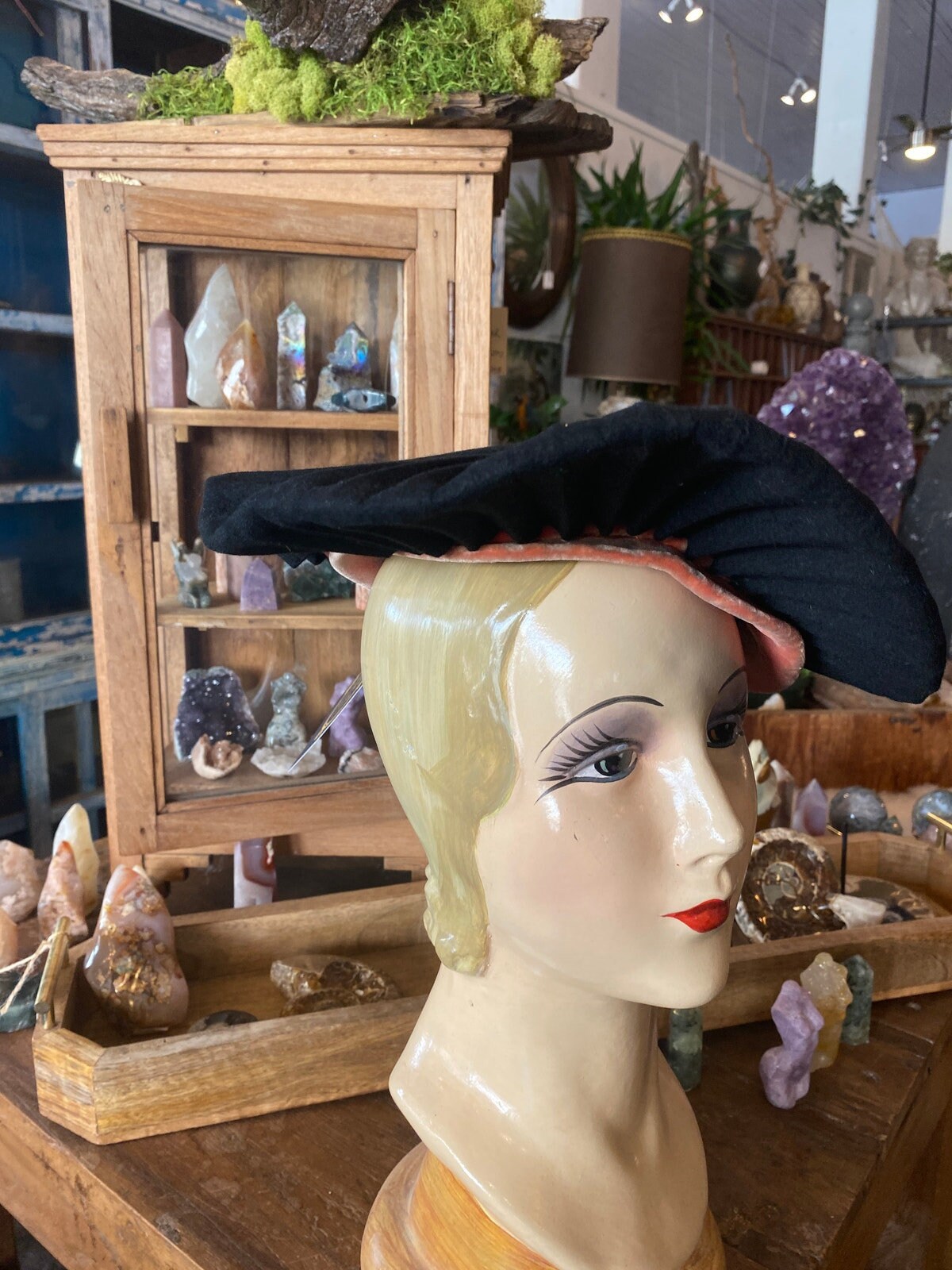 1940s statement hat, oversized beret, vintage millinery, marion valle\', pleated 1940s Statement Hat Oversized Beret Vintage Millinery Marion  main image 3