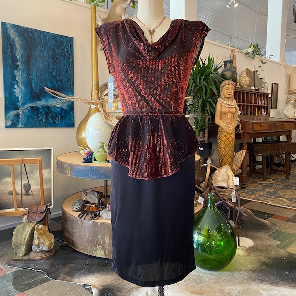 1980s cocktail dress, red metallic, vintage 80s dress, keyhole, peplum dress, 80s formal, t juniors, small, red and black, lurex dress, cap