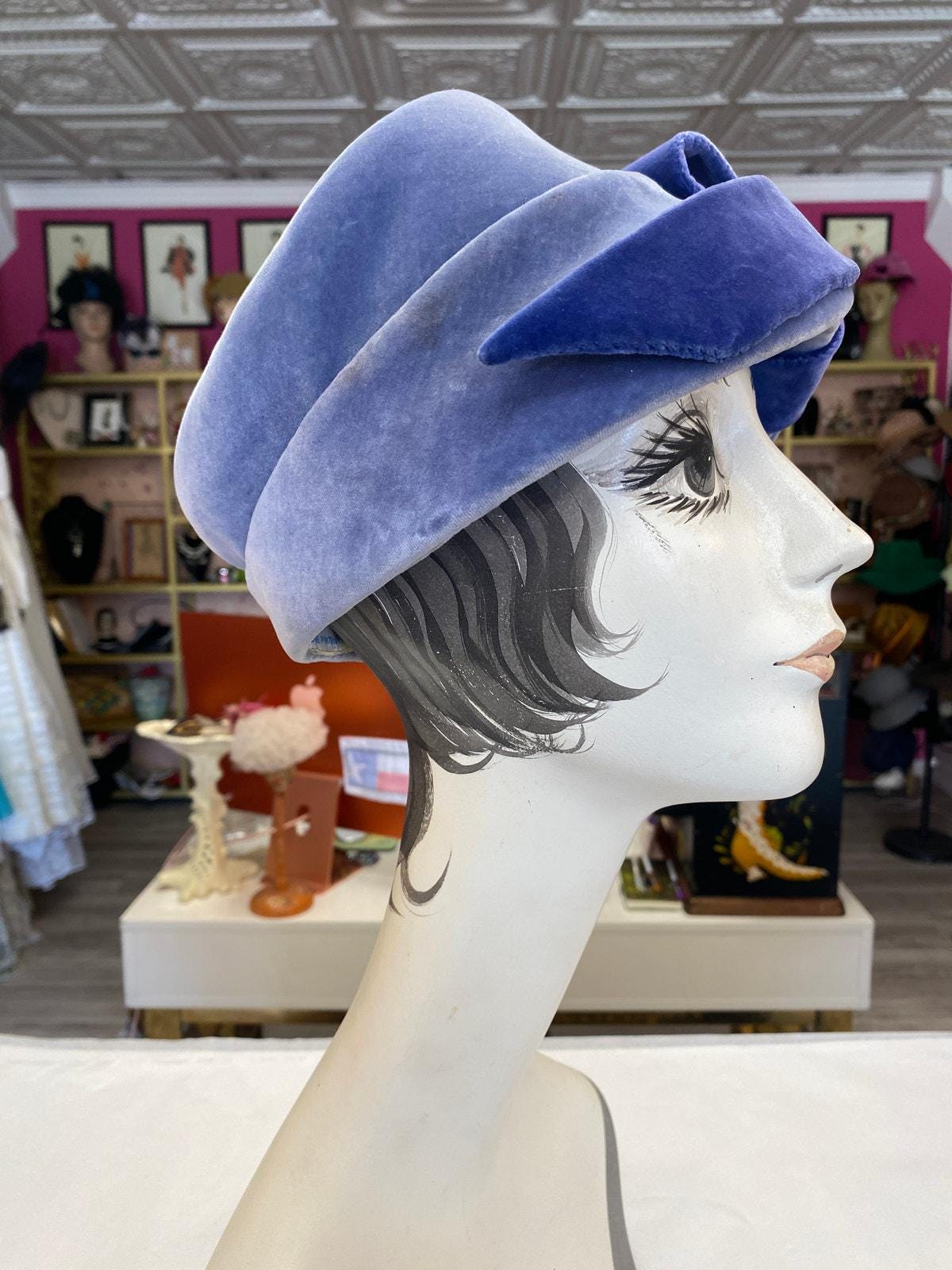 1950s 2 Tone Blue Velvet Avant Garde Hat 50s Fashion 