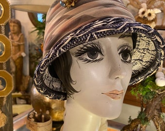 1960s hat, vintage cloche, lazarus paris, navy and white straw, 60s flapper, 22 1960s hat, vintage cloche, lazarus paris, navy and white  main image 2