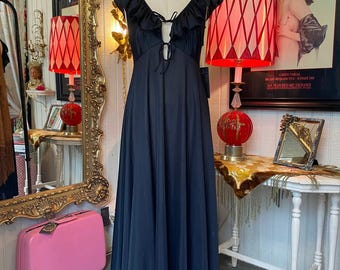 vintage 1970s black nightgown ruffled plunging neckline med low cut flowing 36