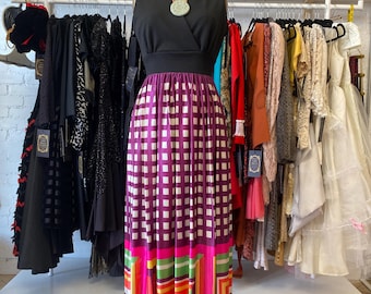 vintage 1970s geometric mod maxi dress, small, black and purple, wrap bust, sleeveless, retro striped color block, kaftan, 26