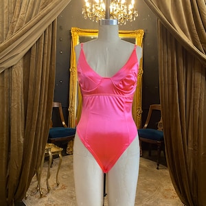 costume da bagno vintage, rosa neon, pezzo unico, costume da bagno anni '90, medio, barbiecore, ferretto, body, costumi da bagno, y2k, luminoso, busto 36, pin up immagine 1