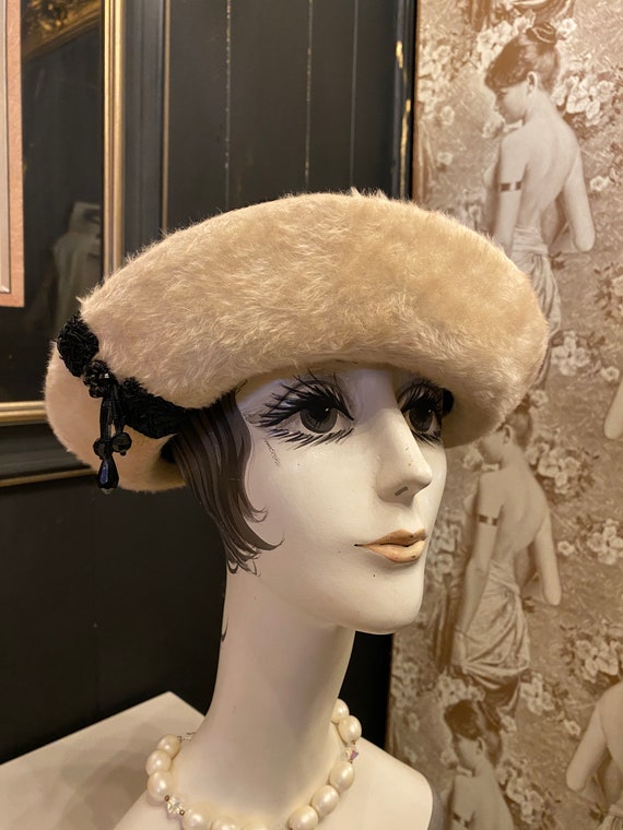 1960s Schiaparelli hat, black and cream, mohair wool,… Gem