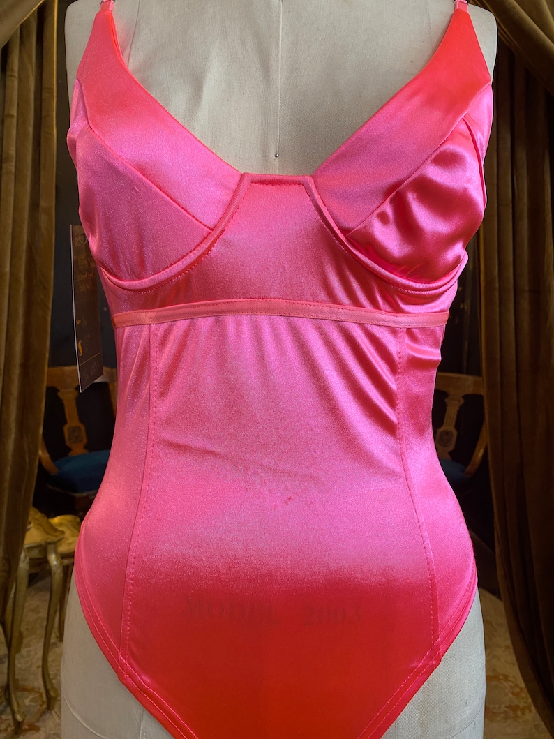 costume da bagno vintage, rosa neon, pezzo unico, costume da bagno anni '90, medio, barbiecore, ferretto, body, costumi da bagno, y2k, luminoso, busto 36, pin up immagine 3