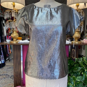 vintage 1980s metallic silver lurex top 80s fashion short sleeve blouse disco