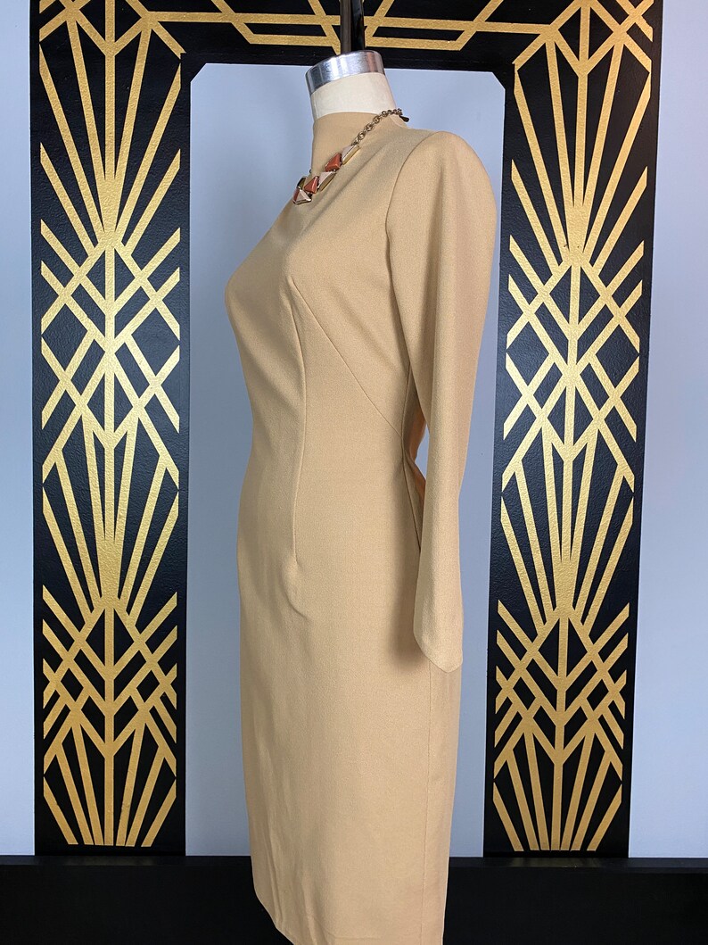 1960s wiggle dress, tan polyester, slim fit, vintage 60s dress, hourglass dress, long sleeve, size medium, simple, classic, high neck, 28 image 7