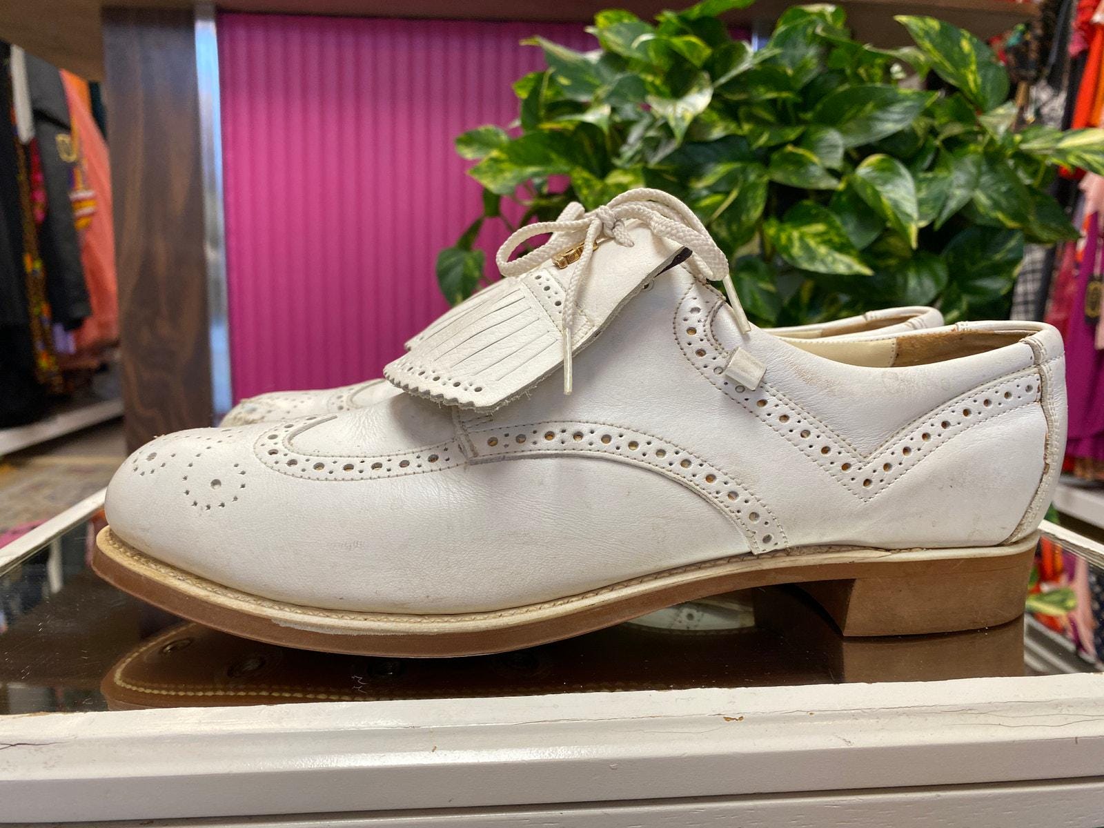 ◇Castelbajac◇ Retro leather women's tassel golf shoes 24GS Vintage White Leather Golf Shoes With Tassels. 1970s Lace up