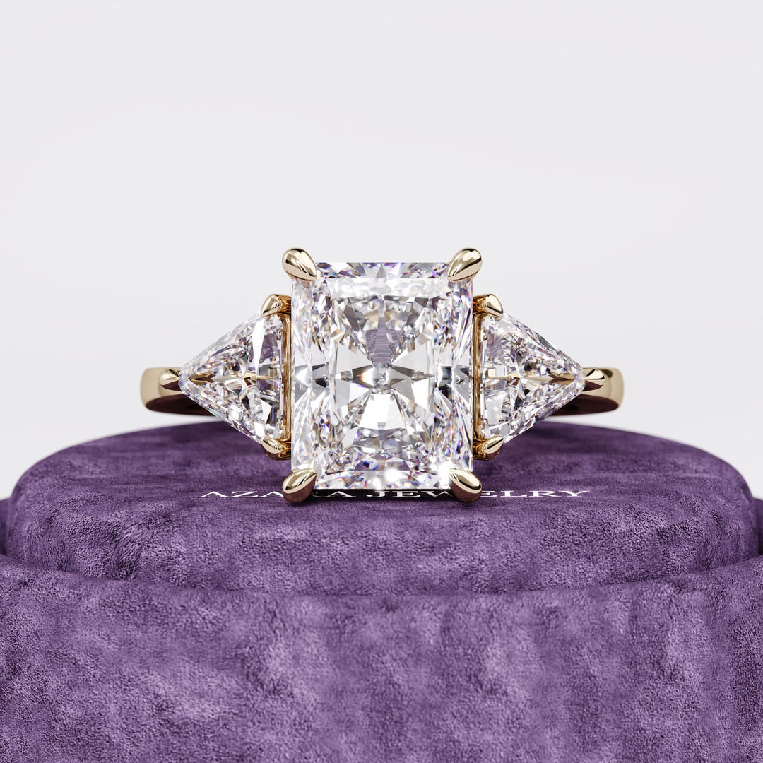3 Carat Radiant Cut Lab Grown Diamond Engagement Ring E VVS2 | Trilogy ...