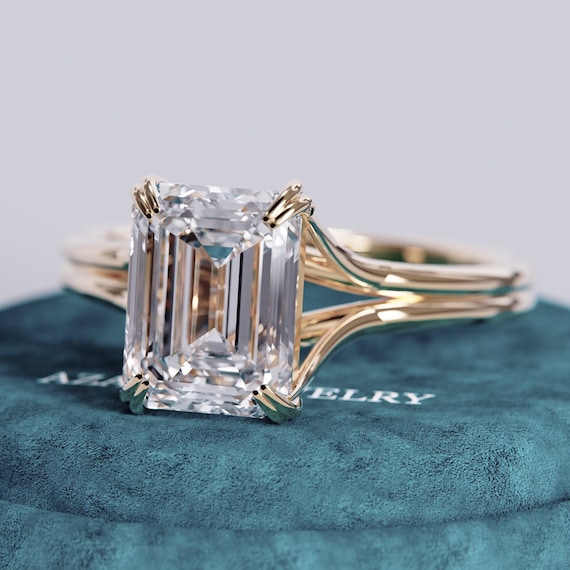 Solitaire Carat Emerald Cut Lab Grown Diamond Ring Split Shank
