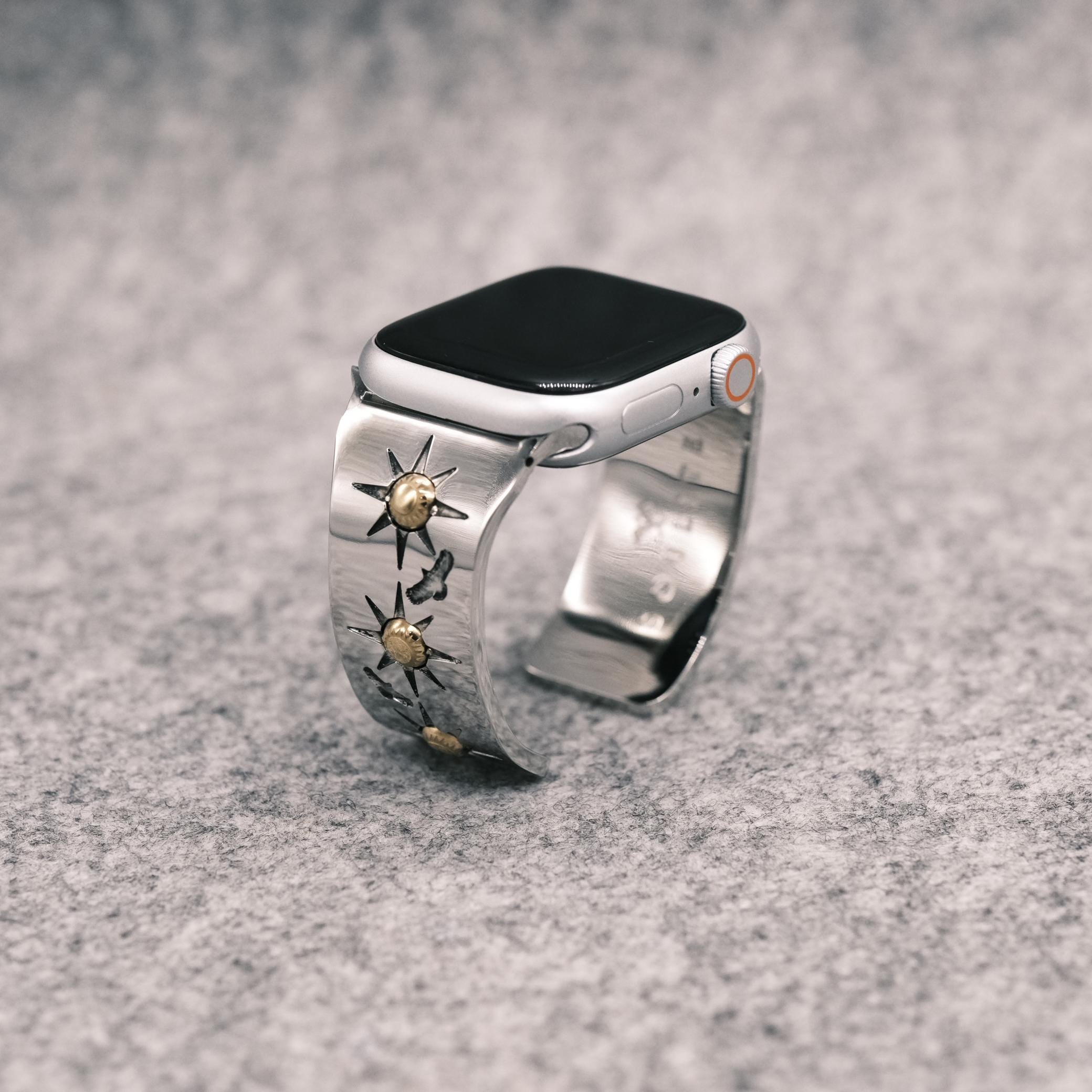 SOULITE Sun Eagle Apple Watch Bangle - Etsy