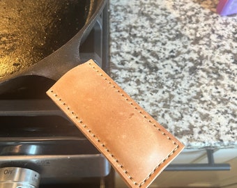 Pan holder