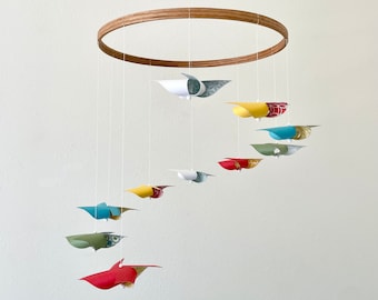 Best Baby Crib Mobile for Soothing Entertainment : Jump for Joy