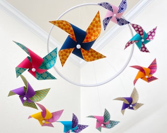 Colorful Baby Crib Mobile with the Best Viewpoint for Baby, great for changing table entertainment : Wild Child