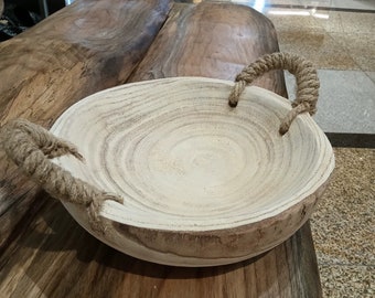Natuurlijk houten dienblad met touwhandvatten - Rustiek huisaccent Handgemaakte ronde houten schotel - Ambachtelijk keukendecor