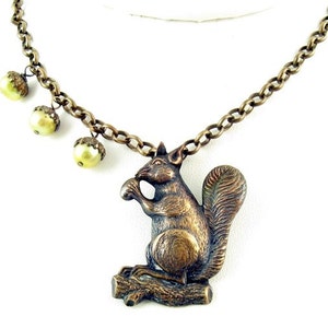 Squirrel Necklace, Mom Jewelry, Woodland Jewelry, Squirrel Lover, Acorn Necklace, Gift for Grandma image 2