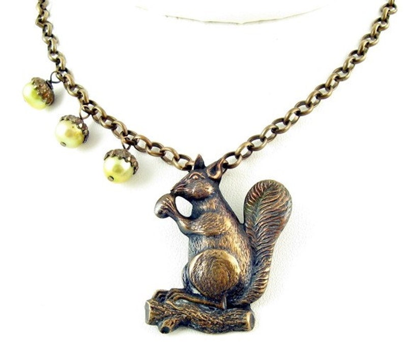 Squirrel Necklace, Mom Jewelry, Woodland Jewelry, Squirrel Lover, Acorn Necklace, Gift for Grandma image 2