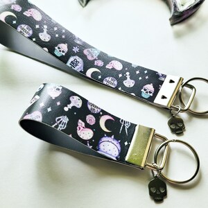 Pastel Goth Vegan Leather Keychain: Skull Charm Keyfob