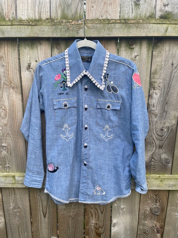 1970s vintage chambray embroidered novelty shirt