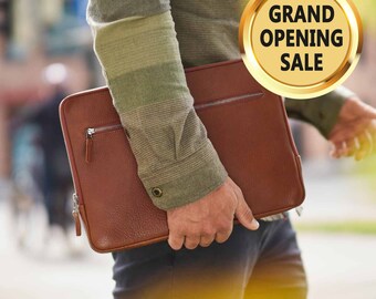 Leather MacBook Pro Case – Handcrafted in Germany from Vegetable-Tanned Leather, Lined with 100% Wool Felt, Durable, Stylish and Sustainable