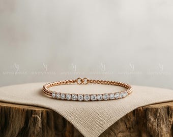 Brazalete de aniversario con diamante sintético de talla redonda, pulsera nupcial minimalista de oro macizo de 14k.