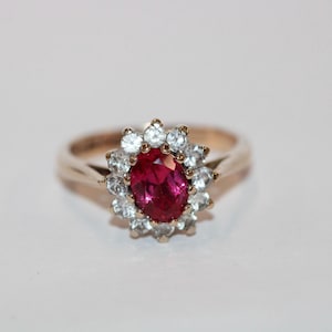 9ct Yellow Gold Cubic Zirconia Fancy Ring