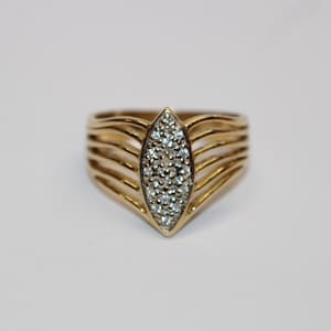 9ct Yellow Gold Cubic Zirconia Fancy Ring
