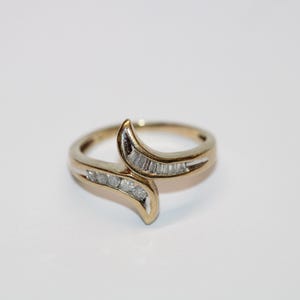9ct Yellow Gold Diamond Fancy Ring