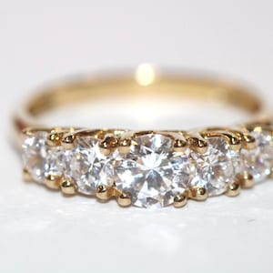 14ct Yellow Gold Cubic Zirconia 5 Stone Ring Size L