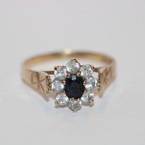 9ct Yellow Gold Cubic Zirconia Fancy Ring