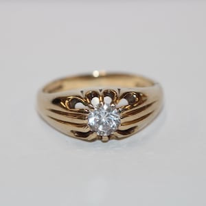 9ct Yellow Gold Cubic zirconia Fancy Ring