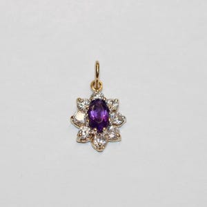 9ct Yellow Gold Cubic Zirconia Pendant