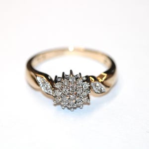 9ct Yellow Gold Diamond Cluster Ring Size O