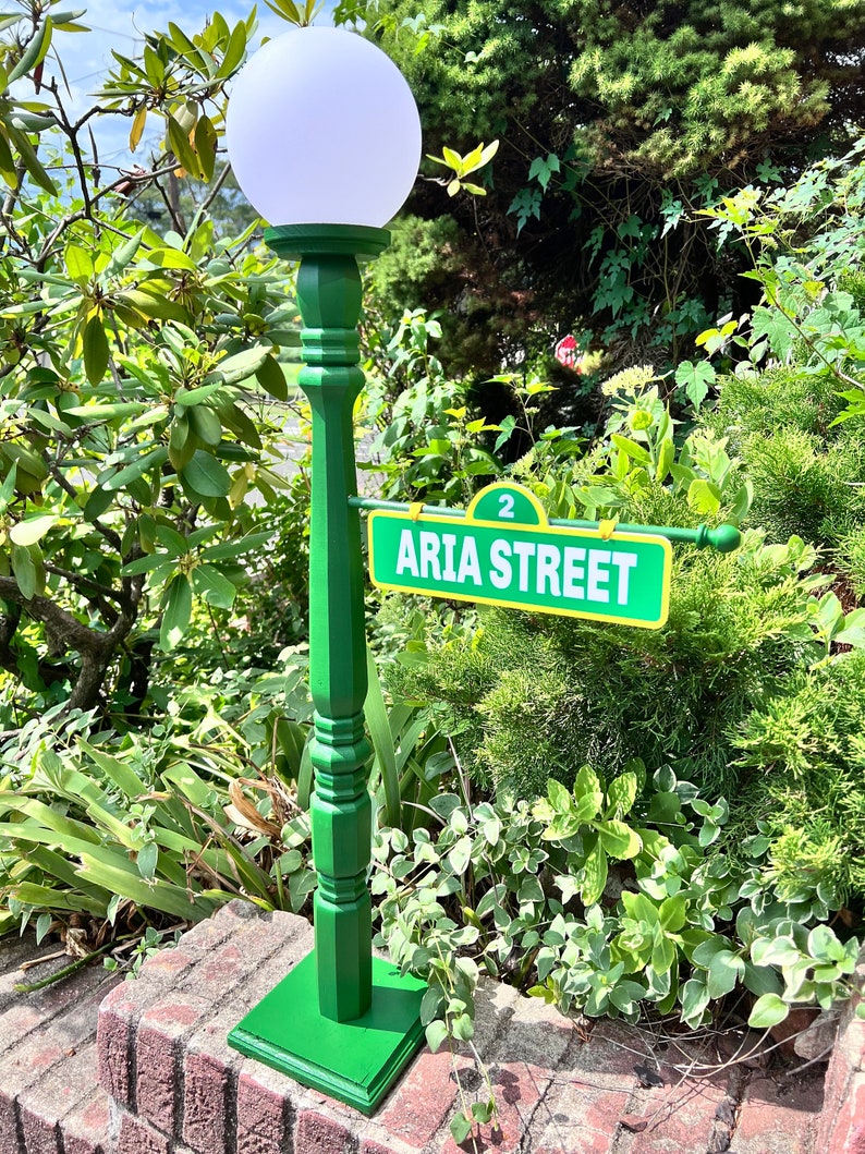 Custom Light Post W/ Working Light! - Etsy