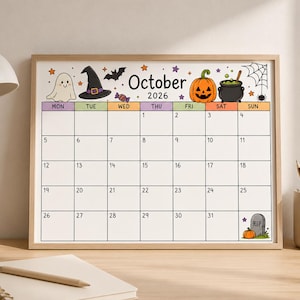 Peut inclure: Un calendrier mural horizontal pour octobre 2026 dans un cadre en bois clair. L'en-t&ecirc;te pr&eacute;sente des illustrations d'Halloween color&eacute;es, notamment un fant&ocirc;me, un chapeau de sorci&egrave;re, une chauve-souris, une citrouille, un chaudron et une toile d'araign&eacute;e. La grille affiche les dates du 1 au 31.