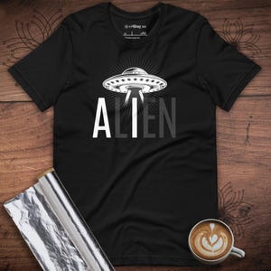 Alien AI-Inspired Ufo T-Shirt | Futuristic ET Vibes & Sci-Fi Space Graphic Tee | Gift for Ufo Lovers and Sci-Fi Fans | AI Lover Geek Fun Tee
