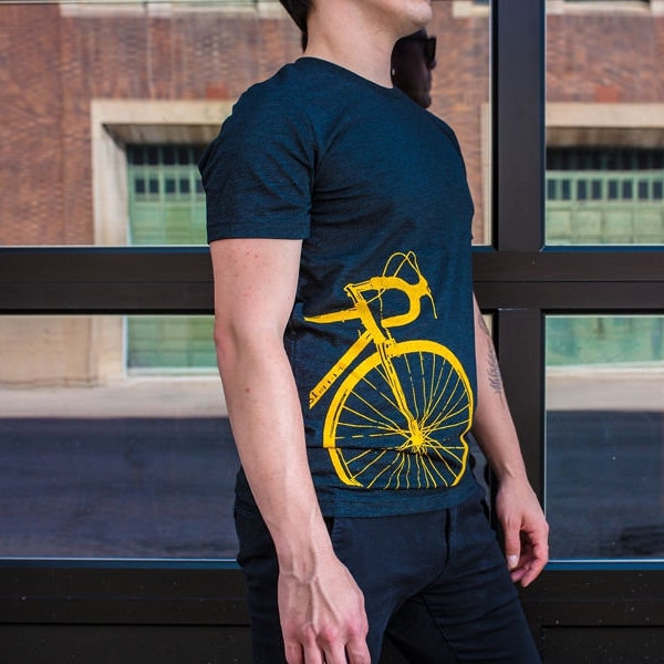 T-shirt de vélo, T-shirt pour homme, T-shirt unisexe, Grande sérigraphie de vélo de route, Couleur d'encre personnalisée, Vélo, Vélo de route