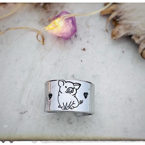 Pig Mom Wide Ring-aluminum band-pigs ring-vegan ring-vegan jewelry-vegan gifts-wide ring-gifts-adjustable-pig ring-rings-farm animals image 5