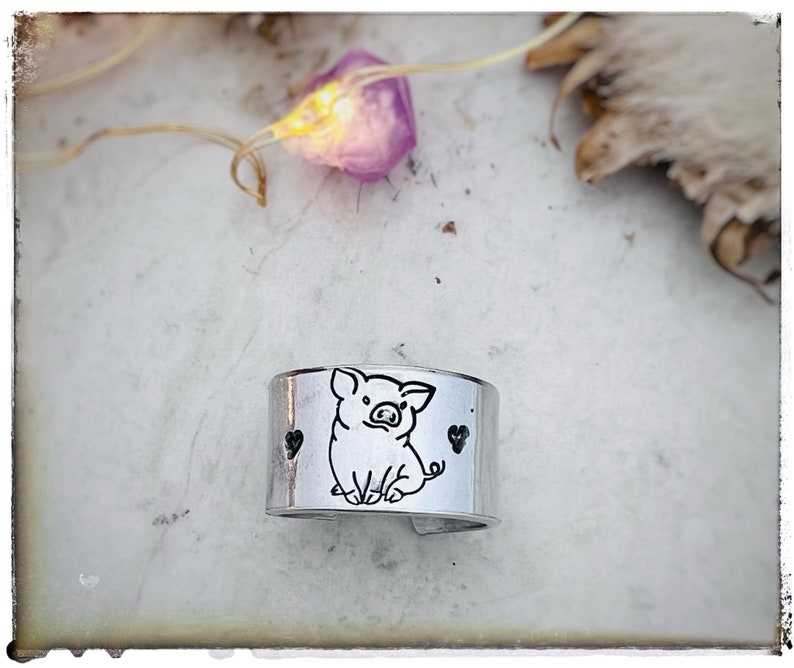 Pig Mom Wide Ring-aluminum band-pigs ring-vegan ring-vegan jewelry-vegan gifts-wide ring-gifts-adjustable-pig ring-rings-farm animals image 5