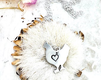 Tiny Chicken with Heart Necklace-Minimalist Necklace-Dainty Jewelry-Silver Necklace-Gifts for Mom-Gifts for Daughter-Vegan Necklace-Chickens