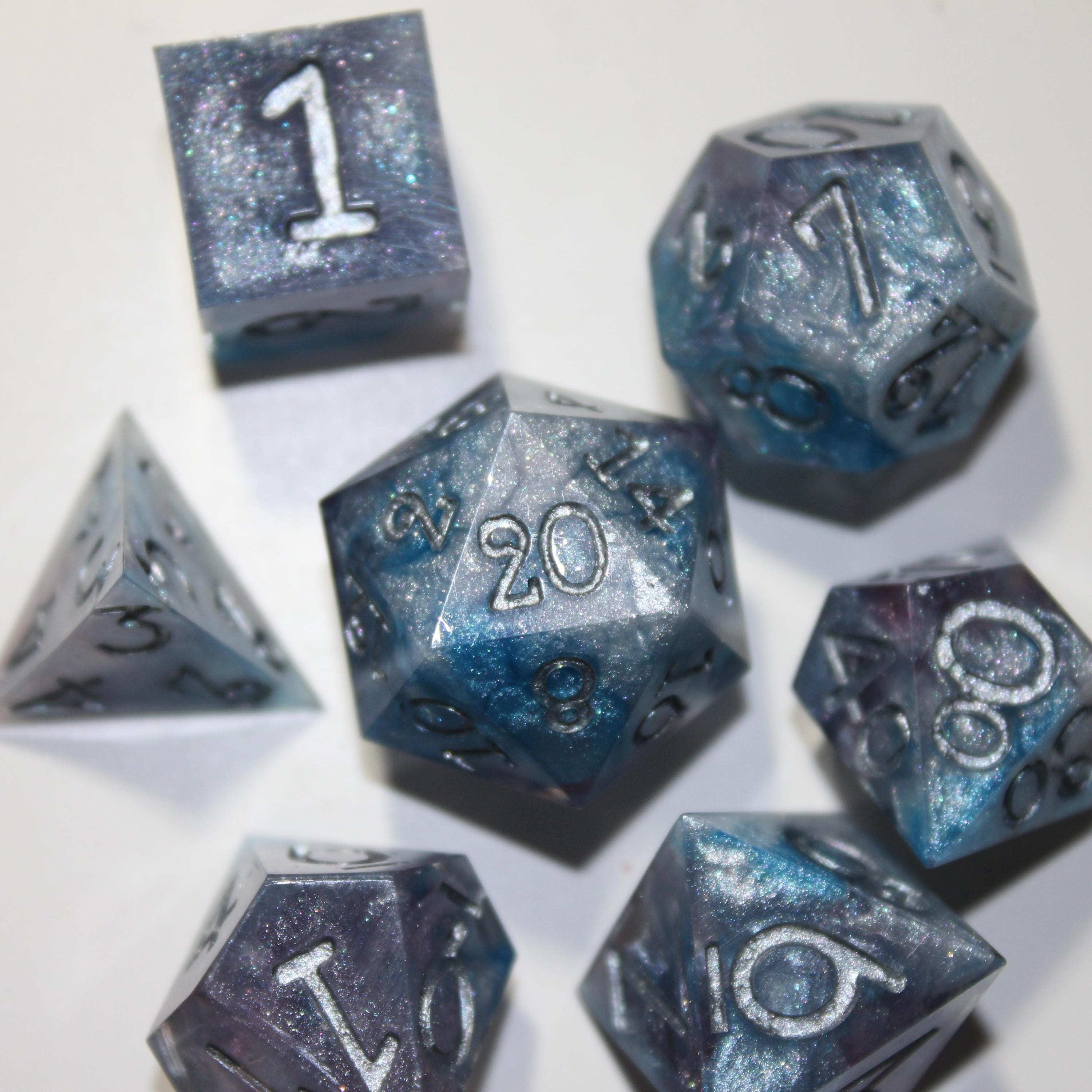 SIQUK 7-Die veelvlakkige dobbelstenen voor DND Sharp Edge Game Dobbelstenen voor Dungeons and Dragons RPG MTG tafelspellen (perzik en blauw