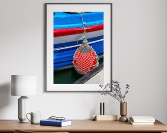 Print Tavira, Portugal: kleurrijke vissersboot, reismuurkunst