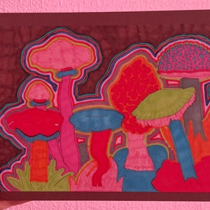 Fleur je interieur op met deze unieke Art Brut-kaart met paddenstoelen, nu beschikbaar voor verkoop op A6-formaat.