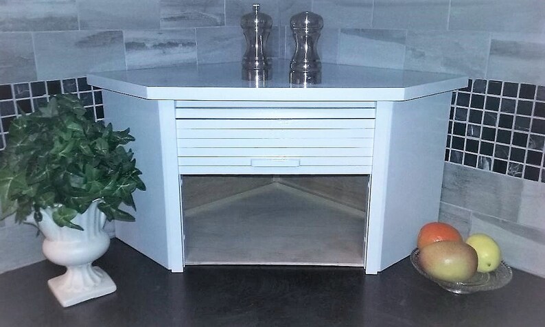 bread box for corner